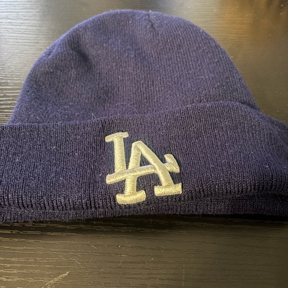 Kids LA Logo Navy Beanie - Picture 1 of 1